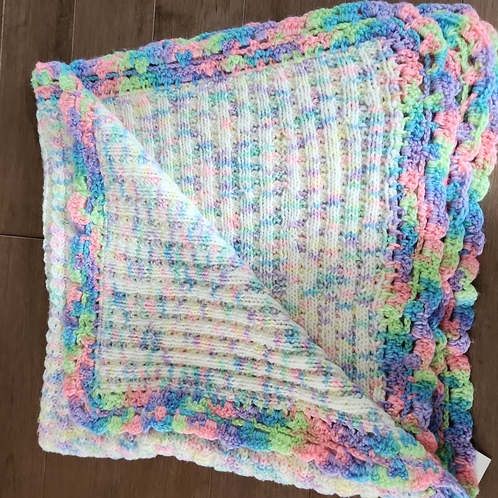 Vintage Handmade Knit Blanket